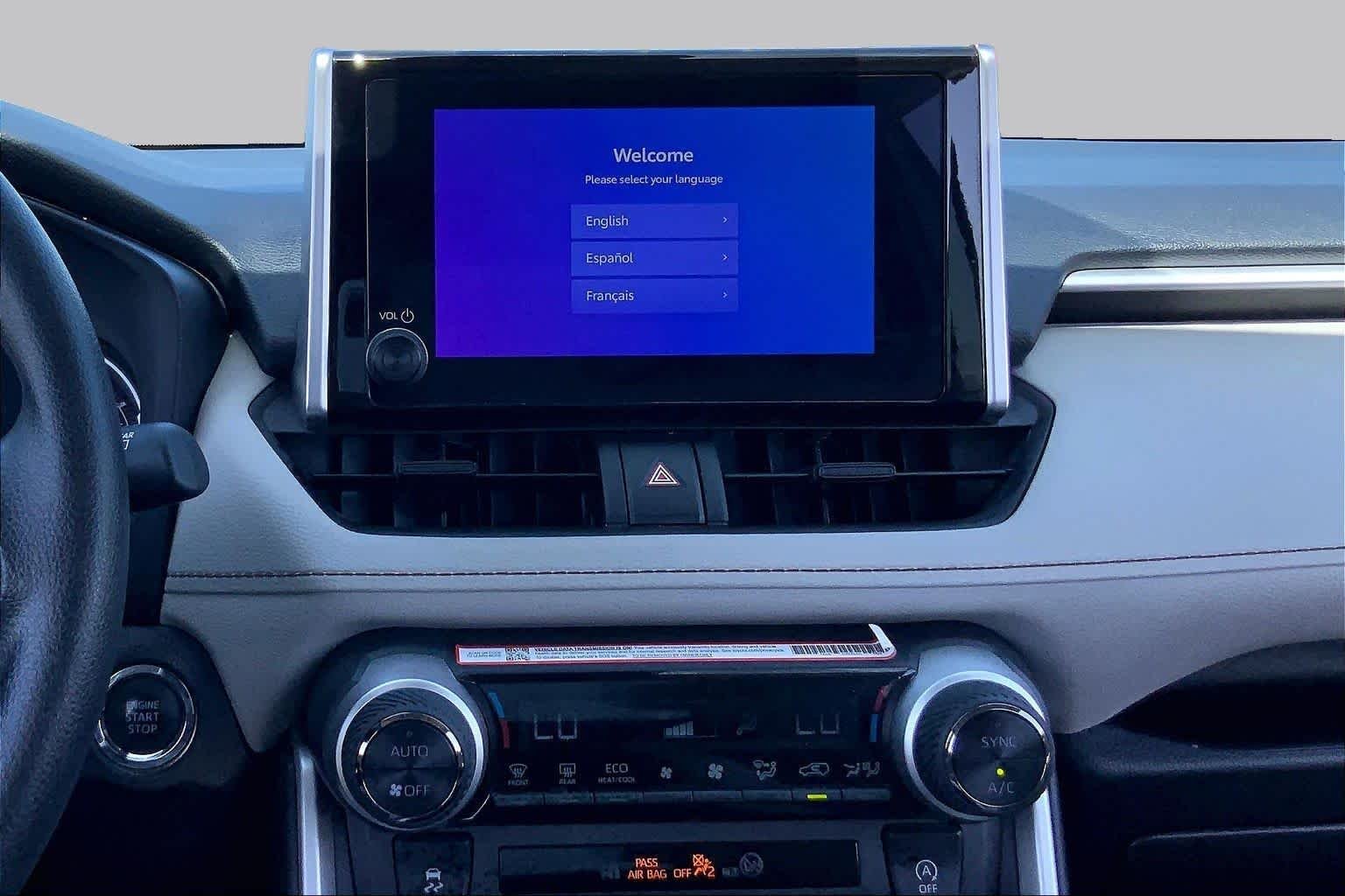 Used 2025 Ice Cap Toyota XLE image 7