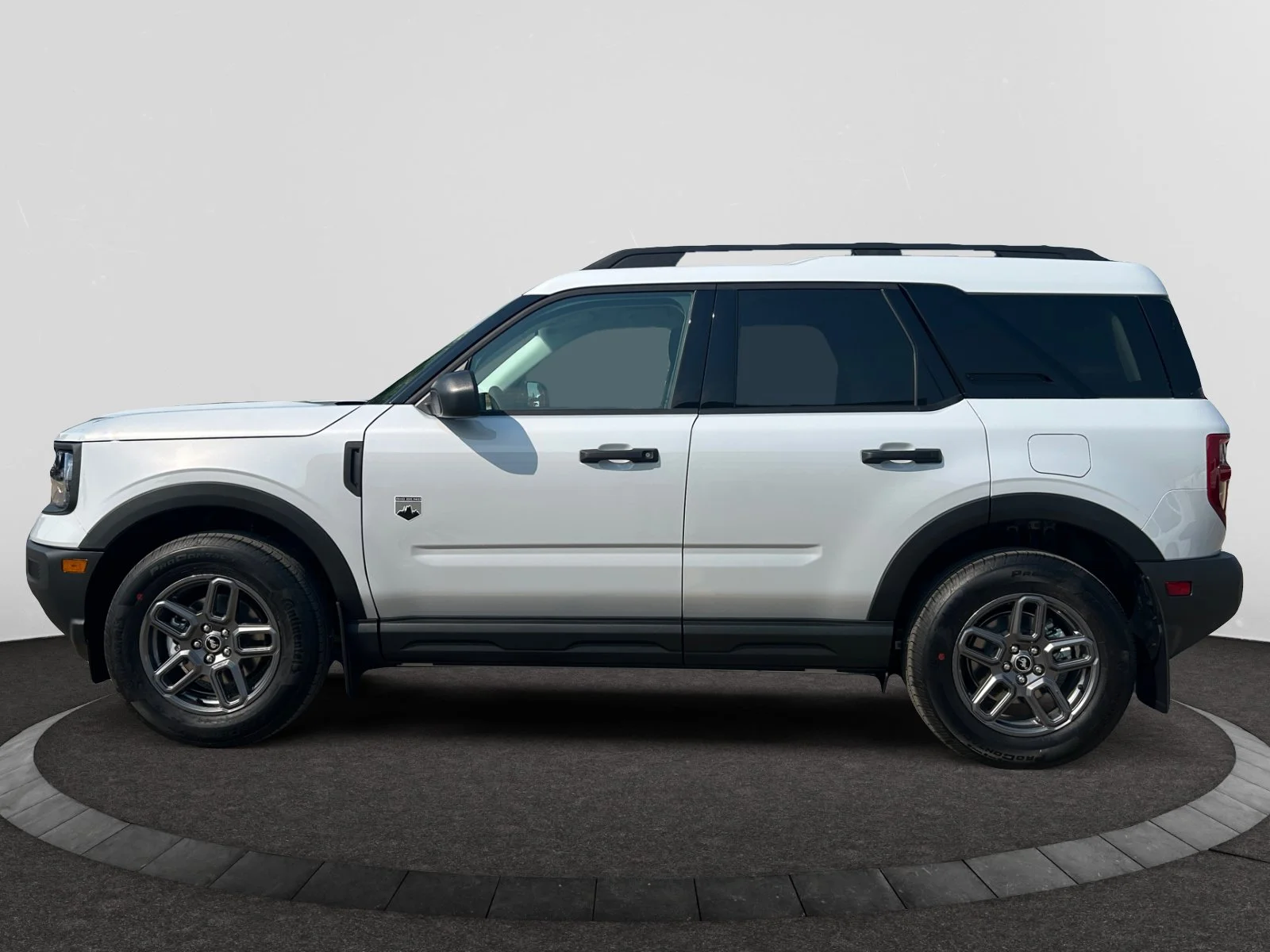 New 2026 Space White Metallic Ford Big Bend image 2