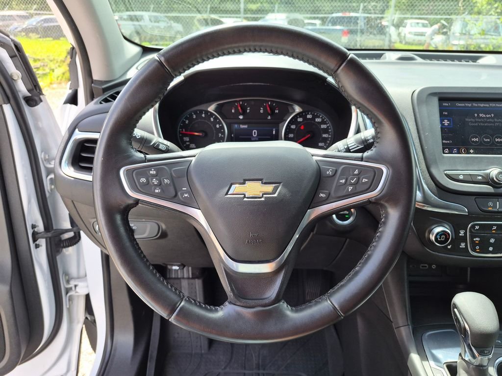 Used 2022 White Chevrolet LT image 14