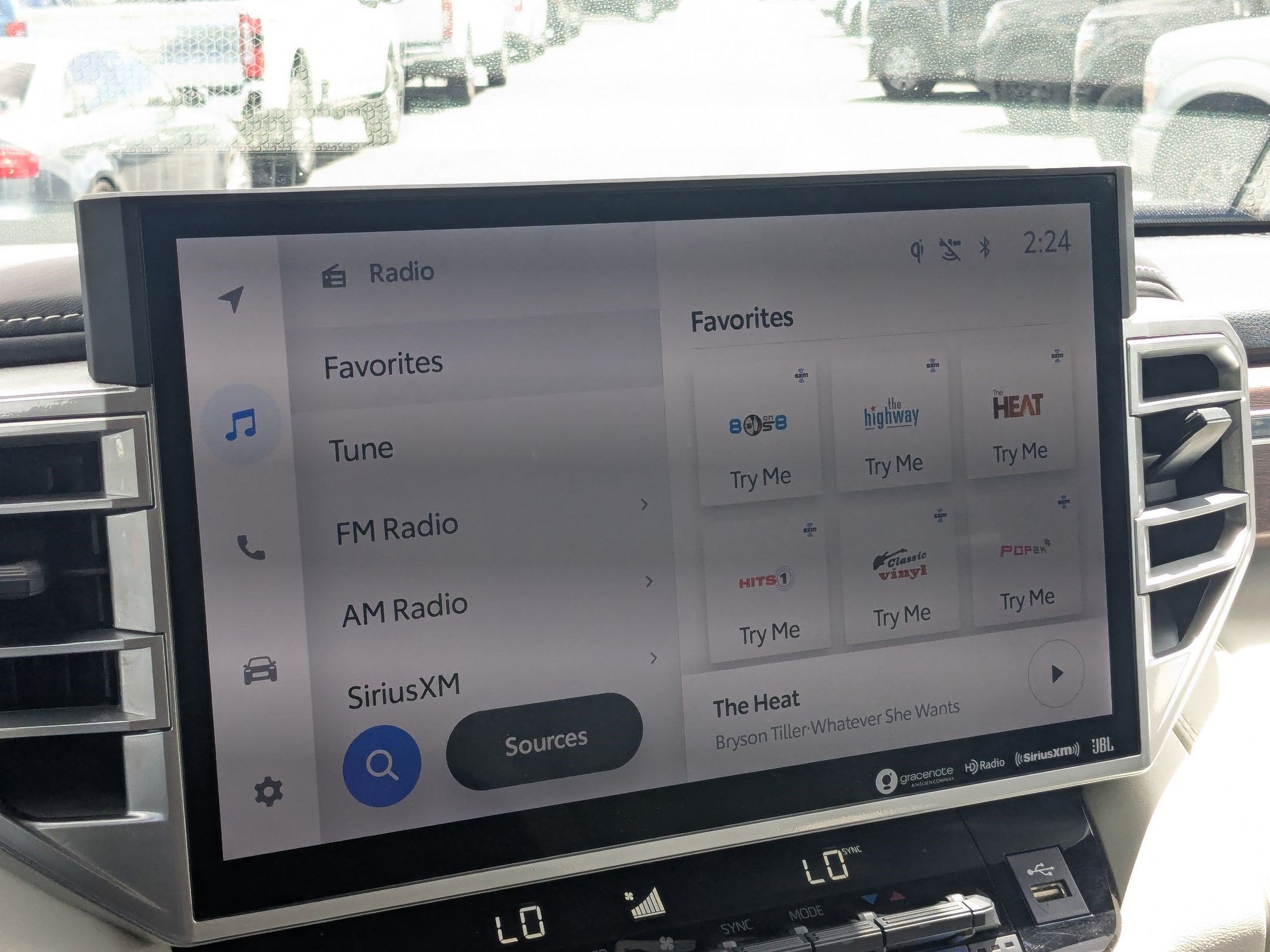 Used 2022 White Toyota Capstone Hybrid image 20