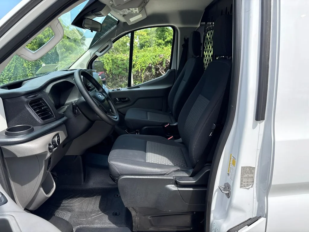 Certified Used 2025 White Ford Base image 30