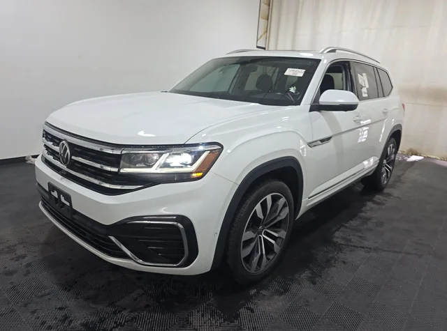 Pre-Owned 2021 Volkswagen Atlas 3.6L V6 SEL Premium R-Line 4D