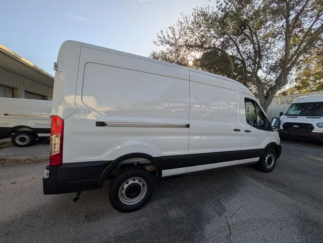 New 2026 Oxford White Ford Cargo Van image 12