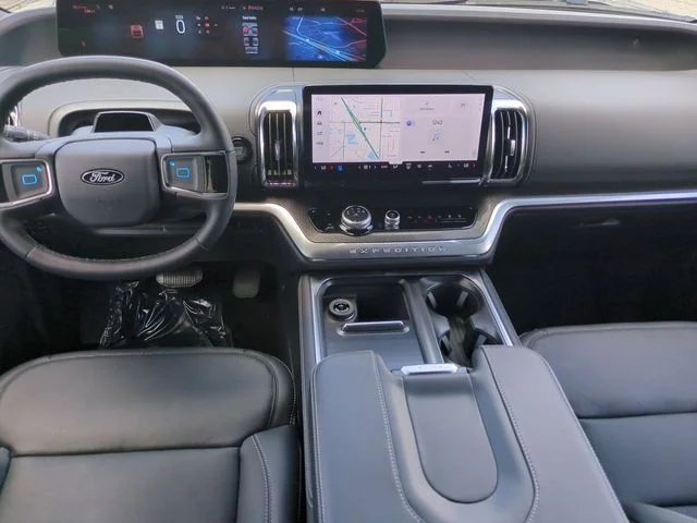 New 2026 Marsh Gray Ford Platinum® image 15