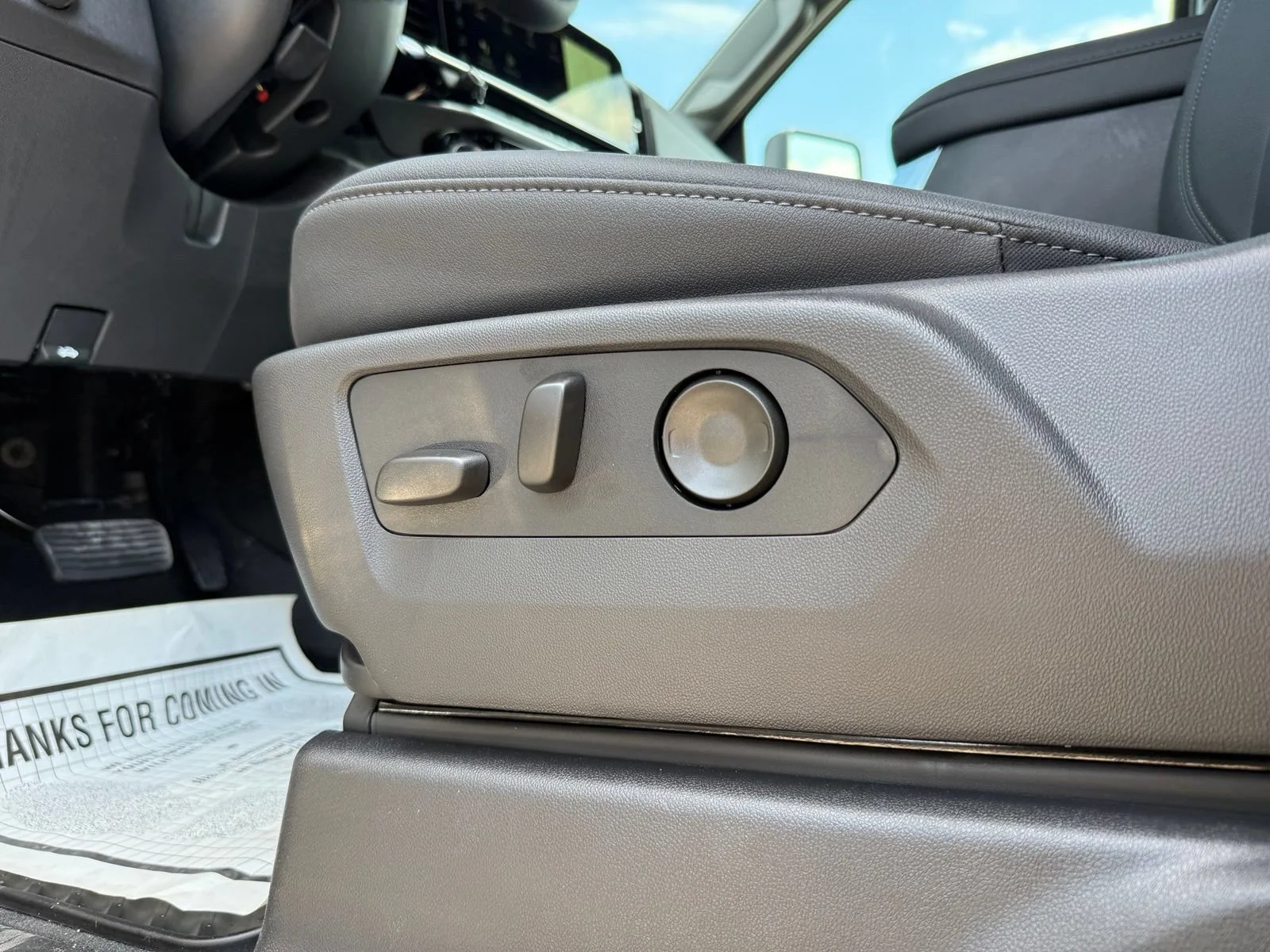 New 2026 Black Chevrolet LT image 31