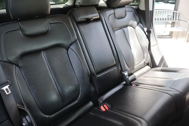 Used 2024 Silver Jeep 4xe image 15