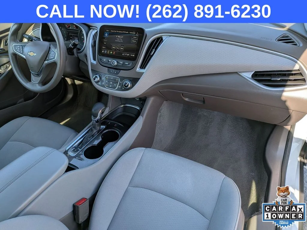 Used 2024 White Chevrolet LT image 29
