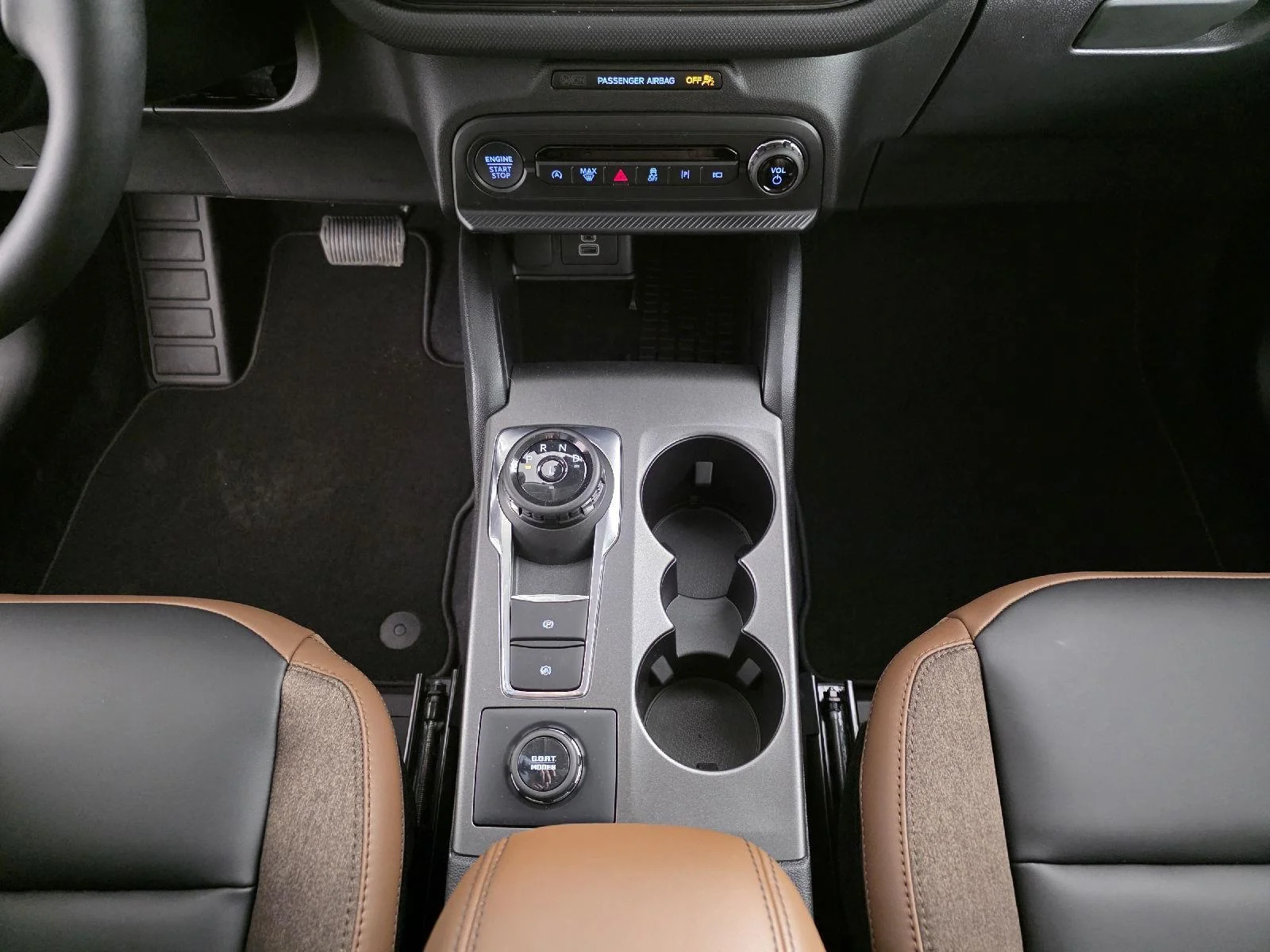 Used 2025 Carbonized Gray Metallic Ford Outer Banks image 34