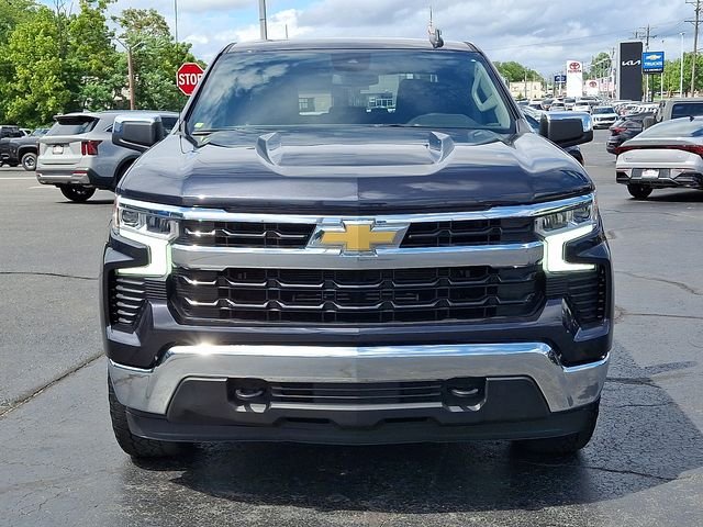 Used 2024 Gray Chevrolet LT image 3