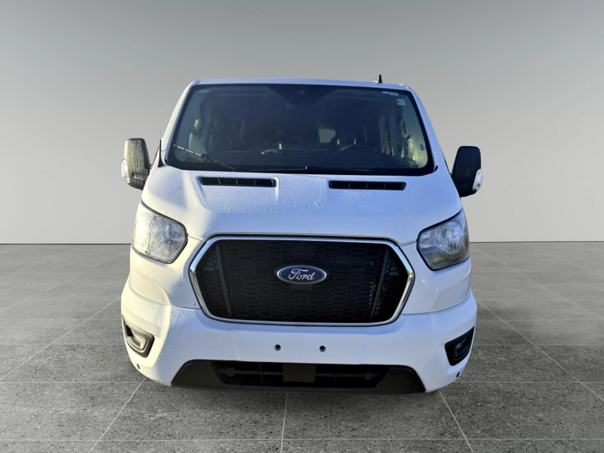 Used 2024 Oxford White Ford XLT image 9