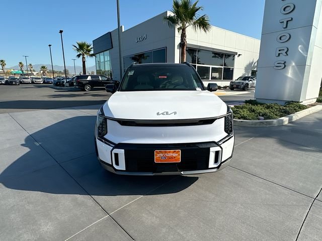 New 2026 Glacial White Pearl / Black Ro Kia GT-Line AWD image 2