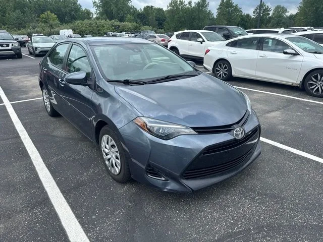 Used 2018 Gray Toyota LE image 9