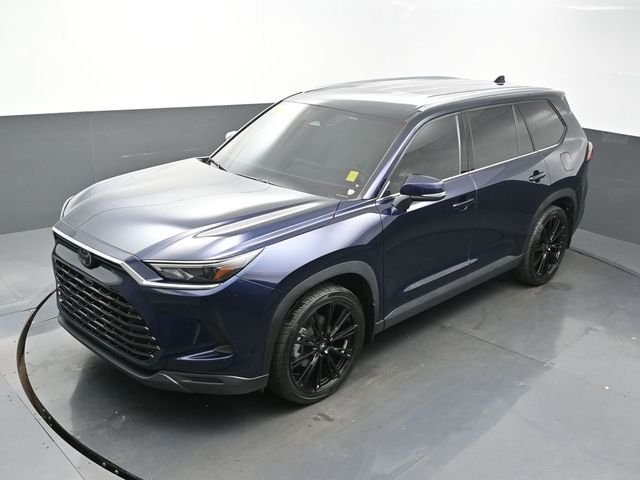 Used 2024  Toyota XLE image 43