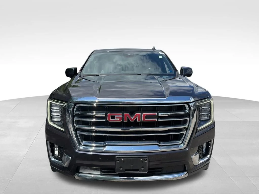 Used 2024 Silver GMC SLT image 9