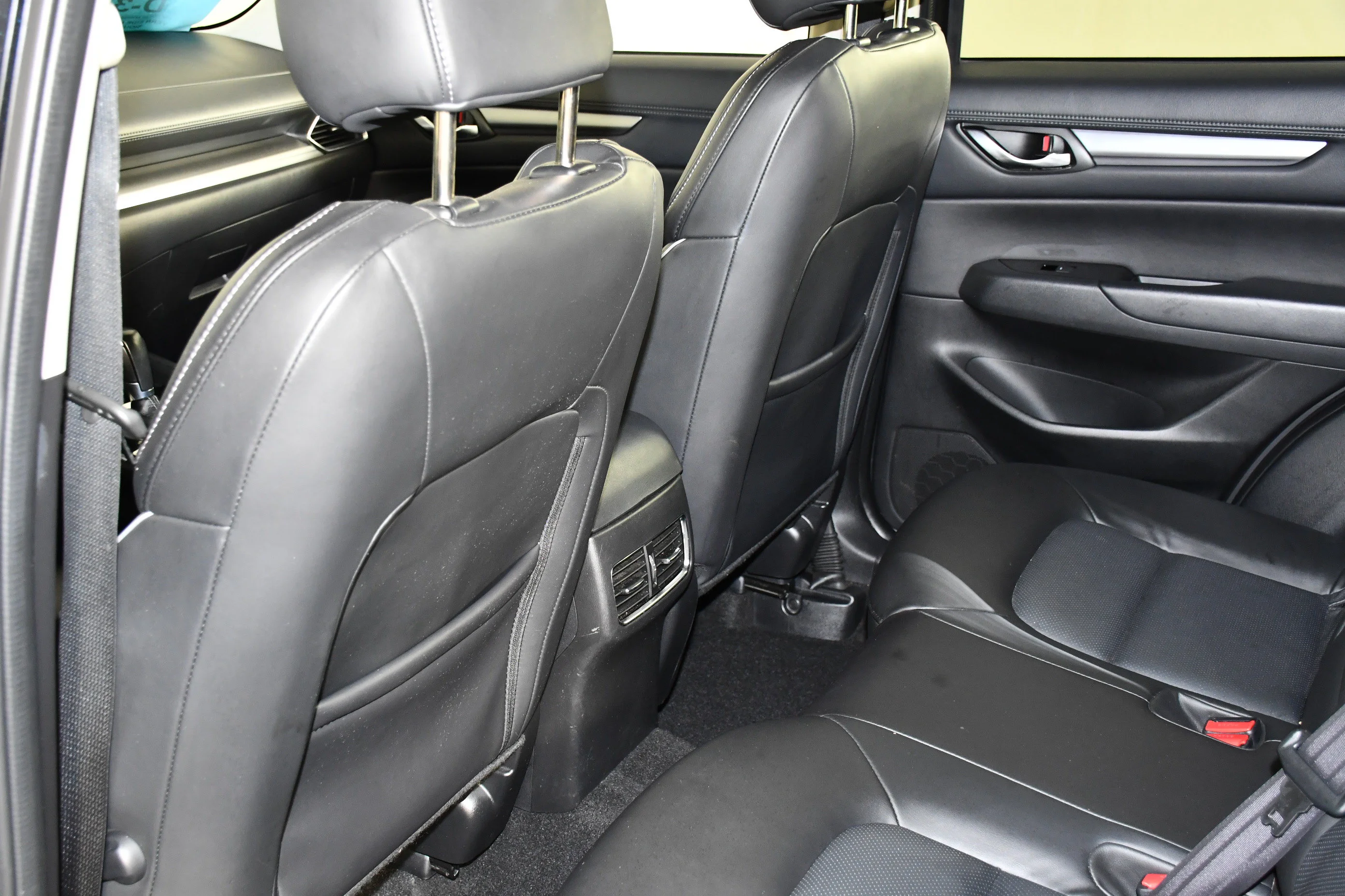 Used 2024 Jet Black Mica Mazda 2.5 S Select Package image 29