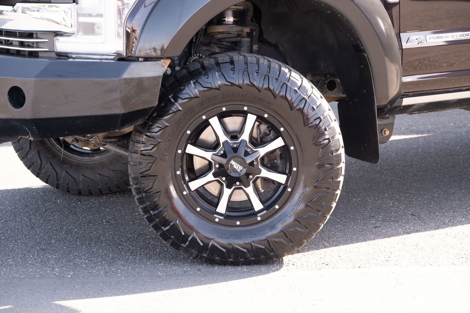 Used 2019  Ford Lariat image 22