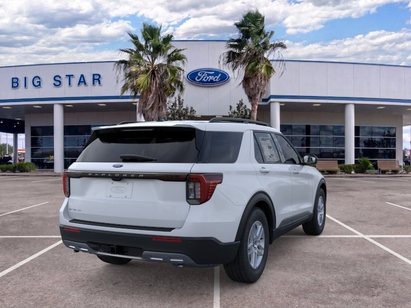 New 2026 Space White Metallic Ford Active image 8