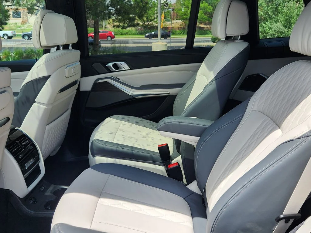 New 2027 Dravit Grey Metallic BMW xDrive40i image 12