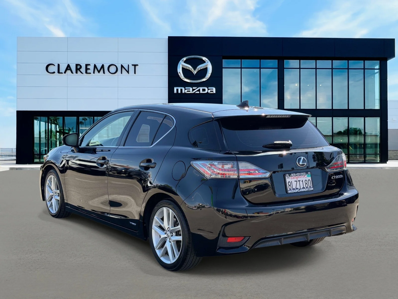 Used 2016 OBSIDIAN Lexus 5dr Sdn Hybrid image 6