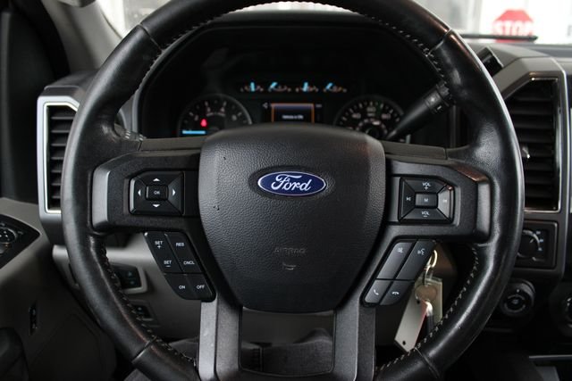Used 2020 White Ford XLT image 10