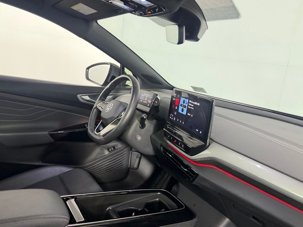 Used 2023 Gray Volkswagen Pro S image 32