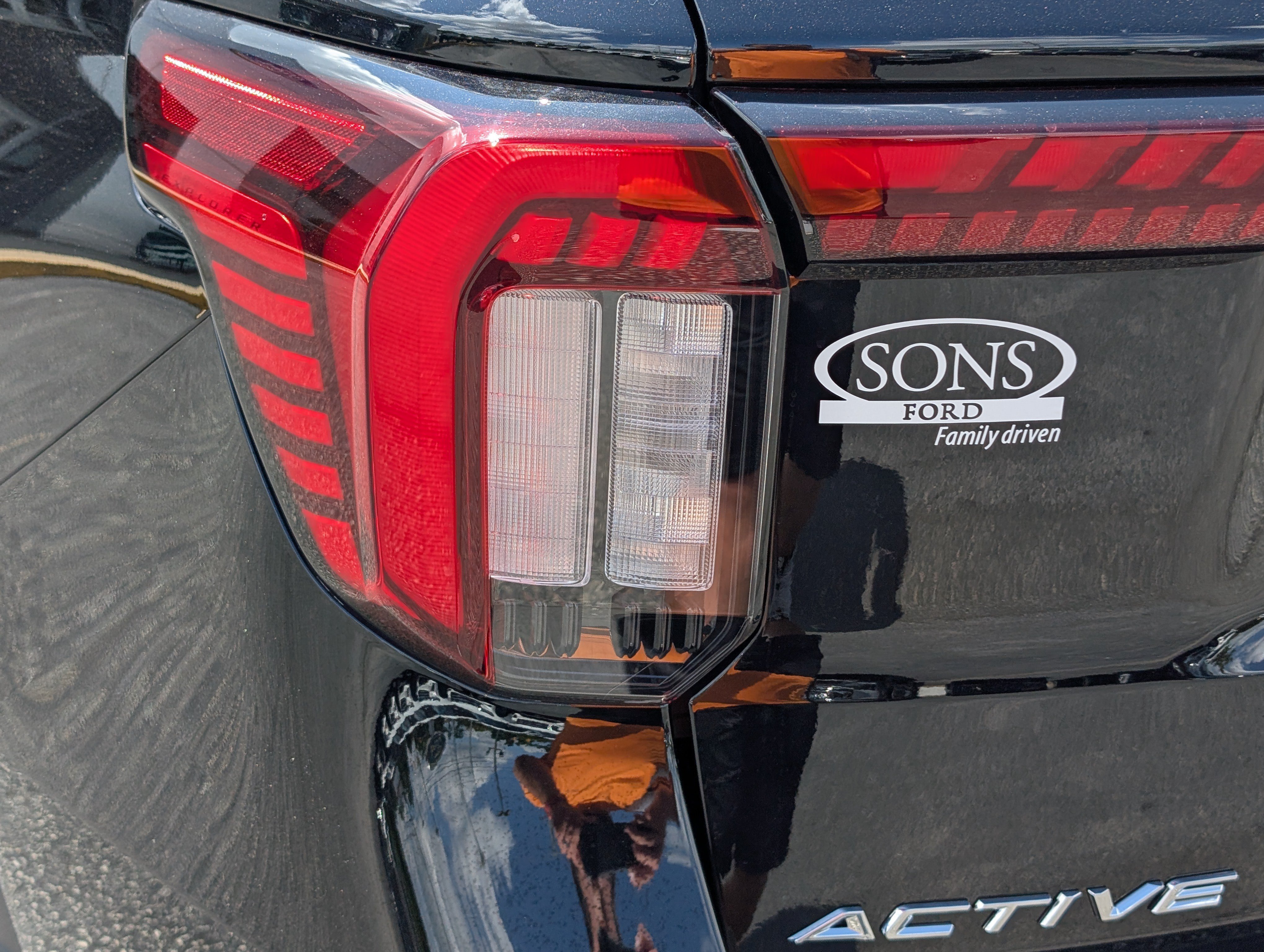 New 2026 Agate Black Metallic FORD Active image 12