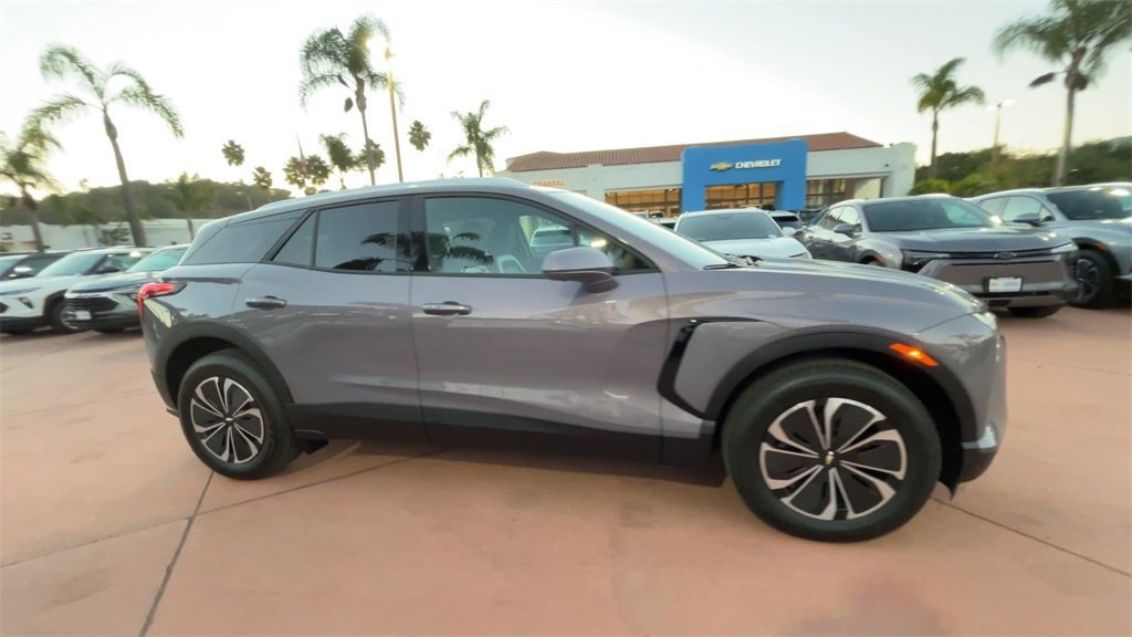 New 2026 Galaxy Gray Metallic Chevrolet LT image 9