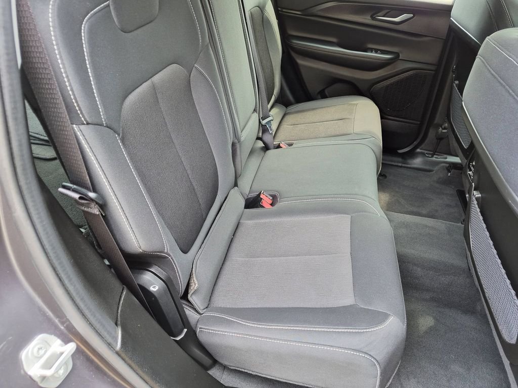 Used 2023 Gray Jeep Laredo image 23