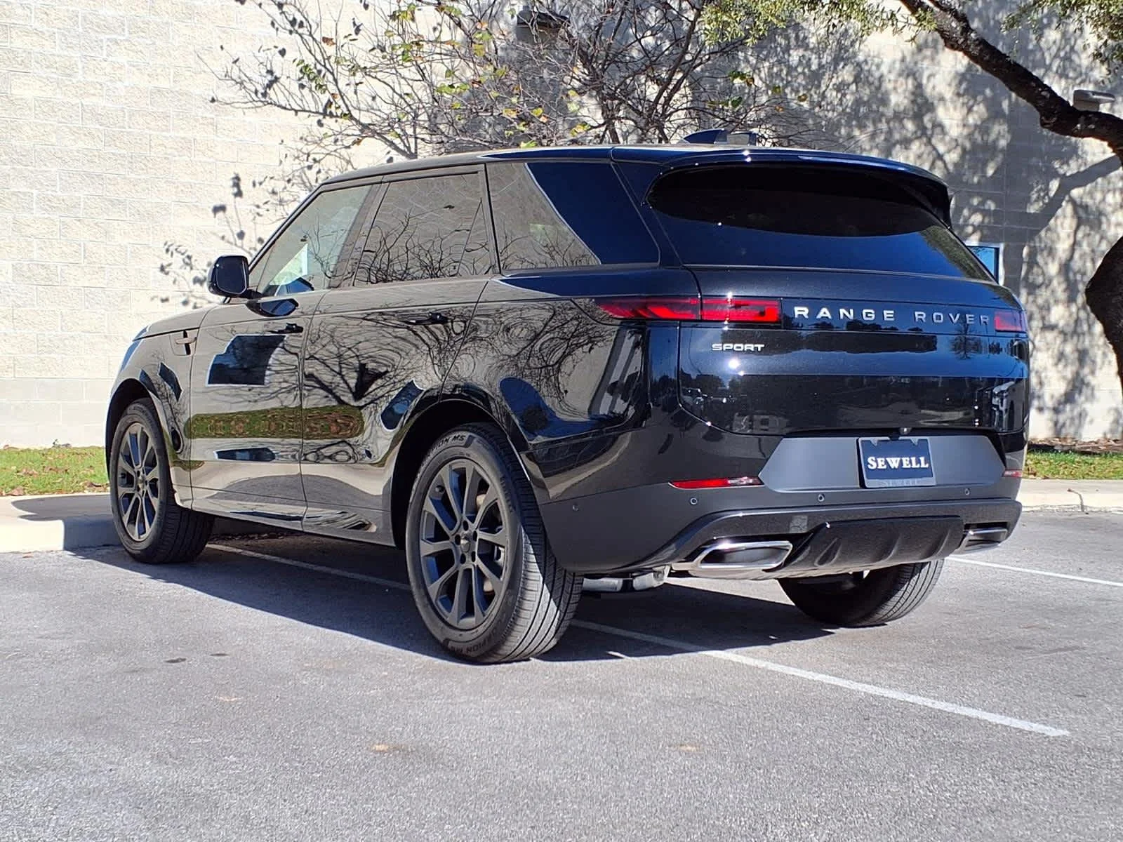2026 Land Rover Range Rover Sport SE - Photo 4