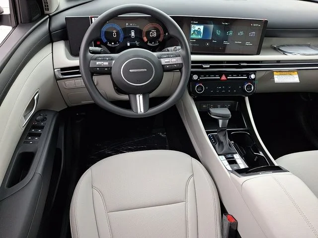 New 2026 White Hyundai SEL Plus image 10