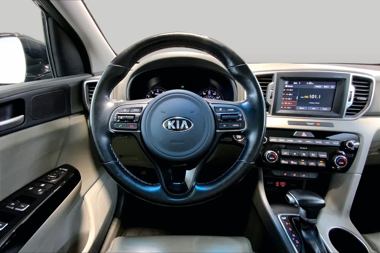 Pre-Owned 2019 Kia Sportage EX