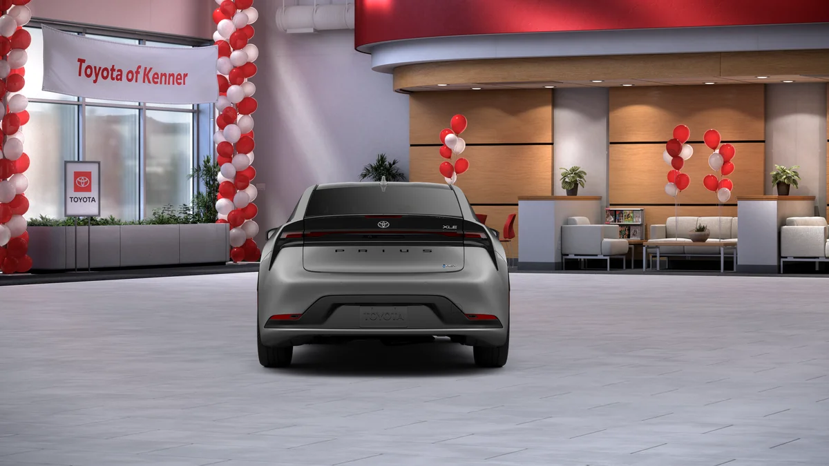 New 2027 Guardian Gray Toyota XLE image 8