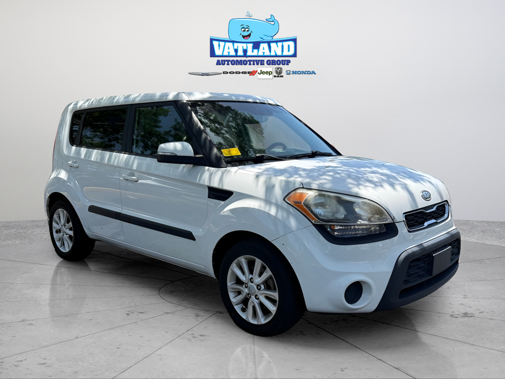 Used 2012 White Kia Plus image 4