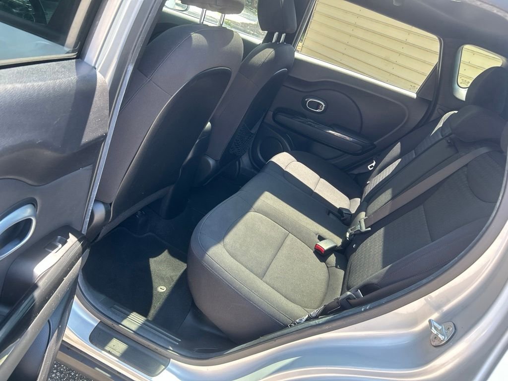 Used 2014 Silver Kia Exclaim image 27
