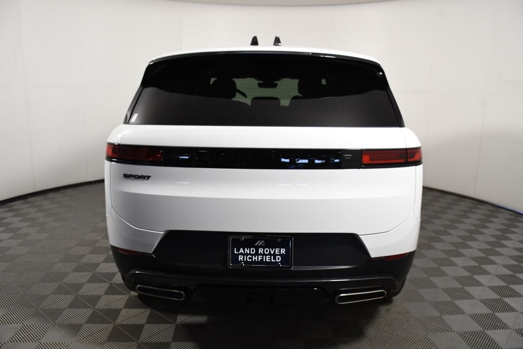 New 2026 Fuji White Land Rover SE image 5