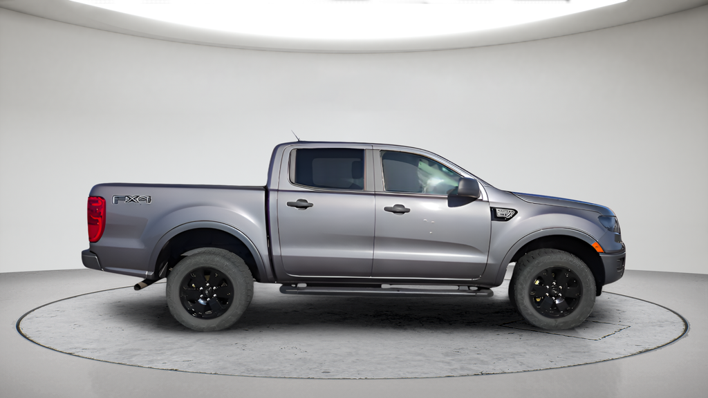 Used 2021 Gray Ford XLT image 2