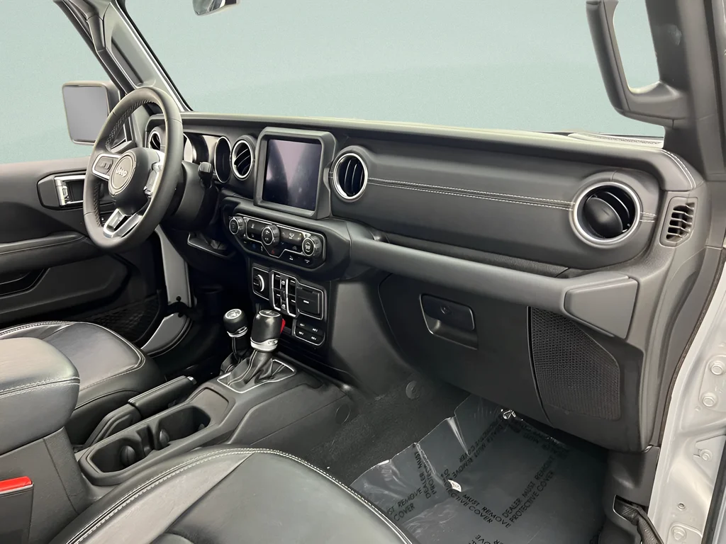 Used 2023 Silver Jeep Sahara 4xe image 23