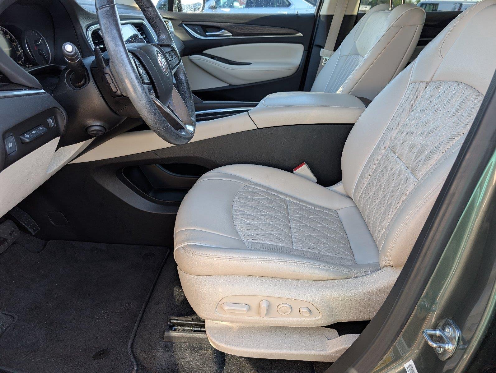 Used 2022 SAGE METALLIC Buick Avenir image 3
