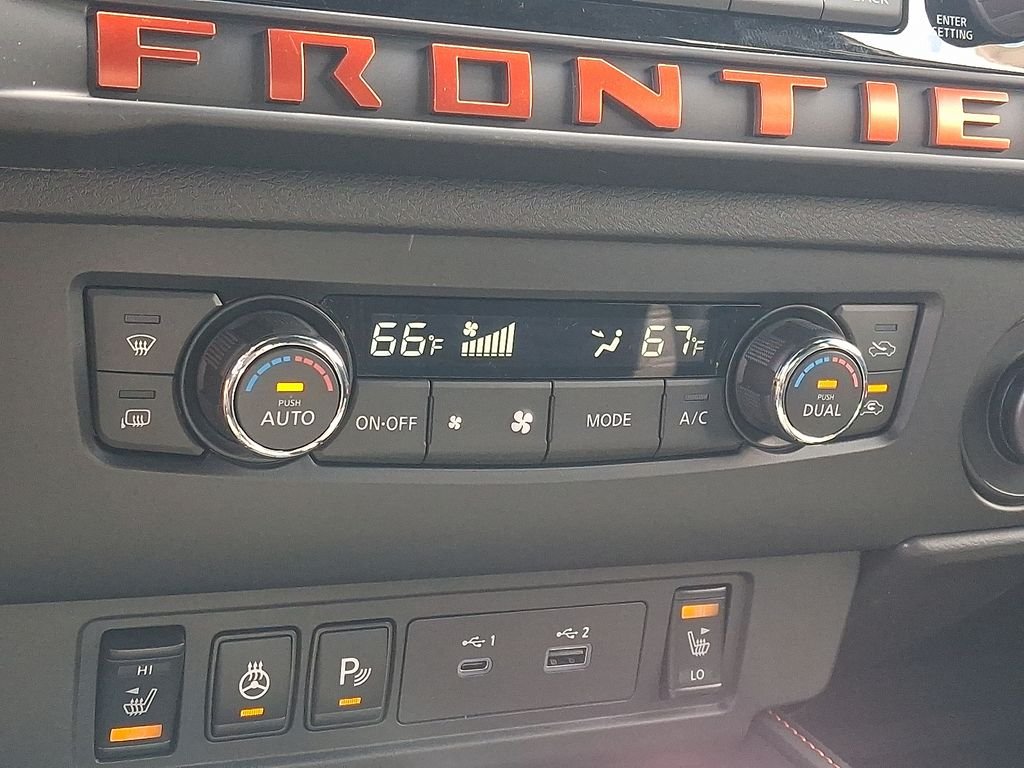 2026 Nissan Frontier — photo 10