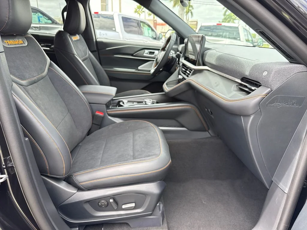 New 2026 Black Ford Tremor image 23