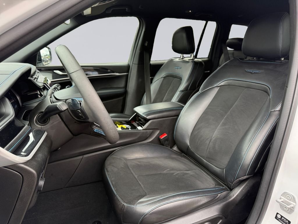 Used 2022 White Jeep Trailhawk 4xe image 11