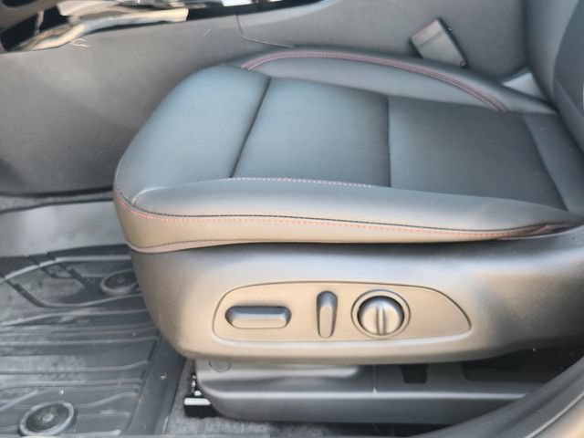 2026 Chevrolet Trax RS - Photo 17