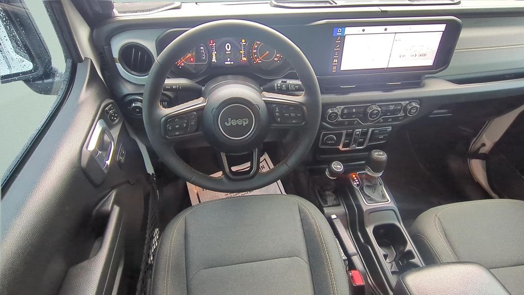 Used 2024 White Jeep Sport S image 12