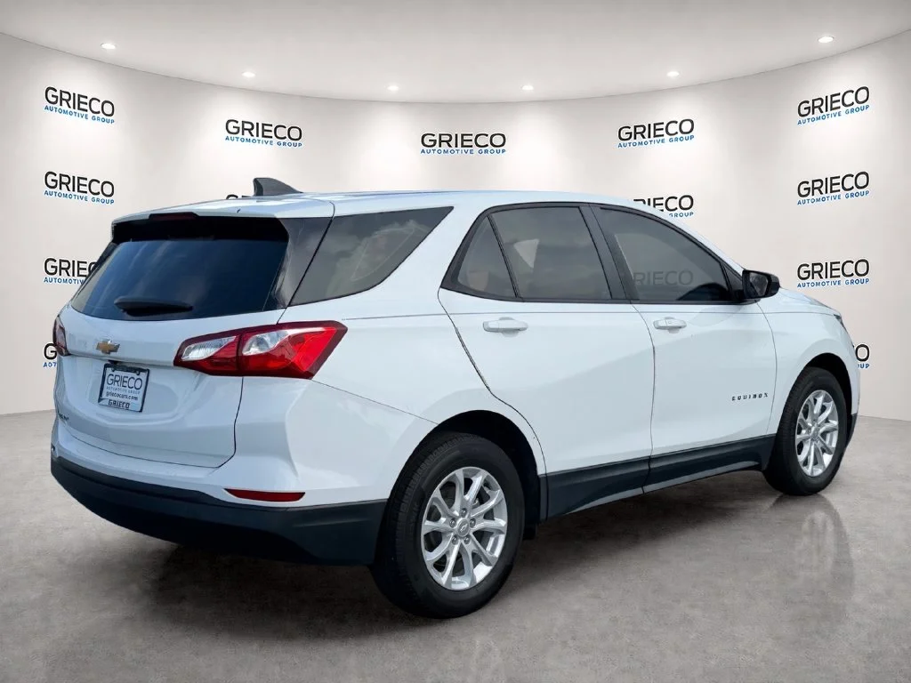 Used 2021 White Chevrolet LS image 5