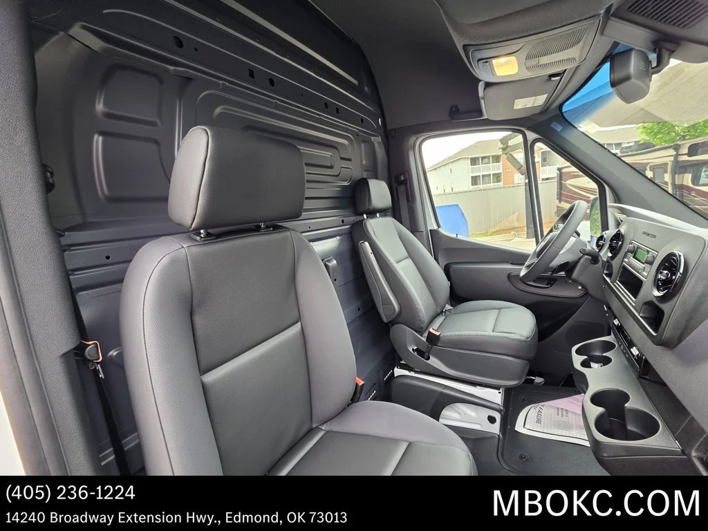New 2026 Arctic White Mercedes-Benz  image 15