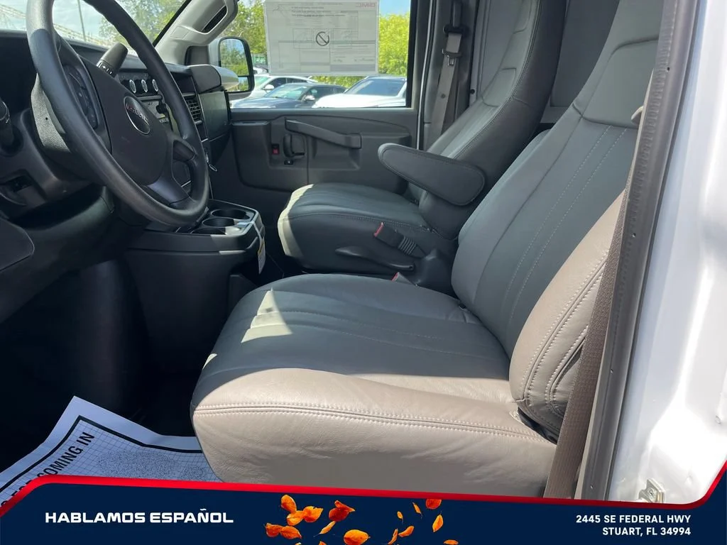 New 2026 Summit White GMC Work Van image 9