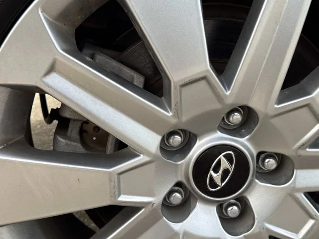 Used 2024 White Hyundai SEL image 25