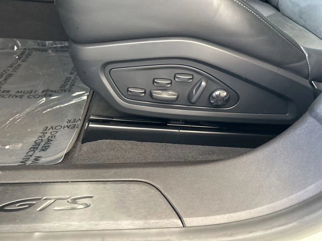 2023 Porsche Taycan GTS - Photo 41