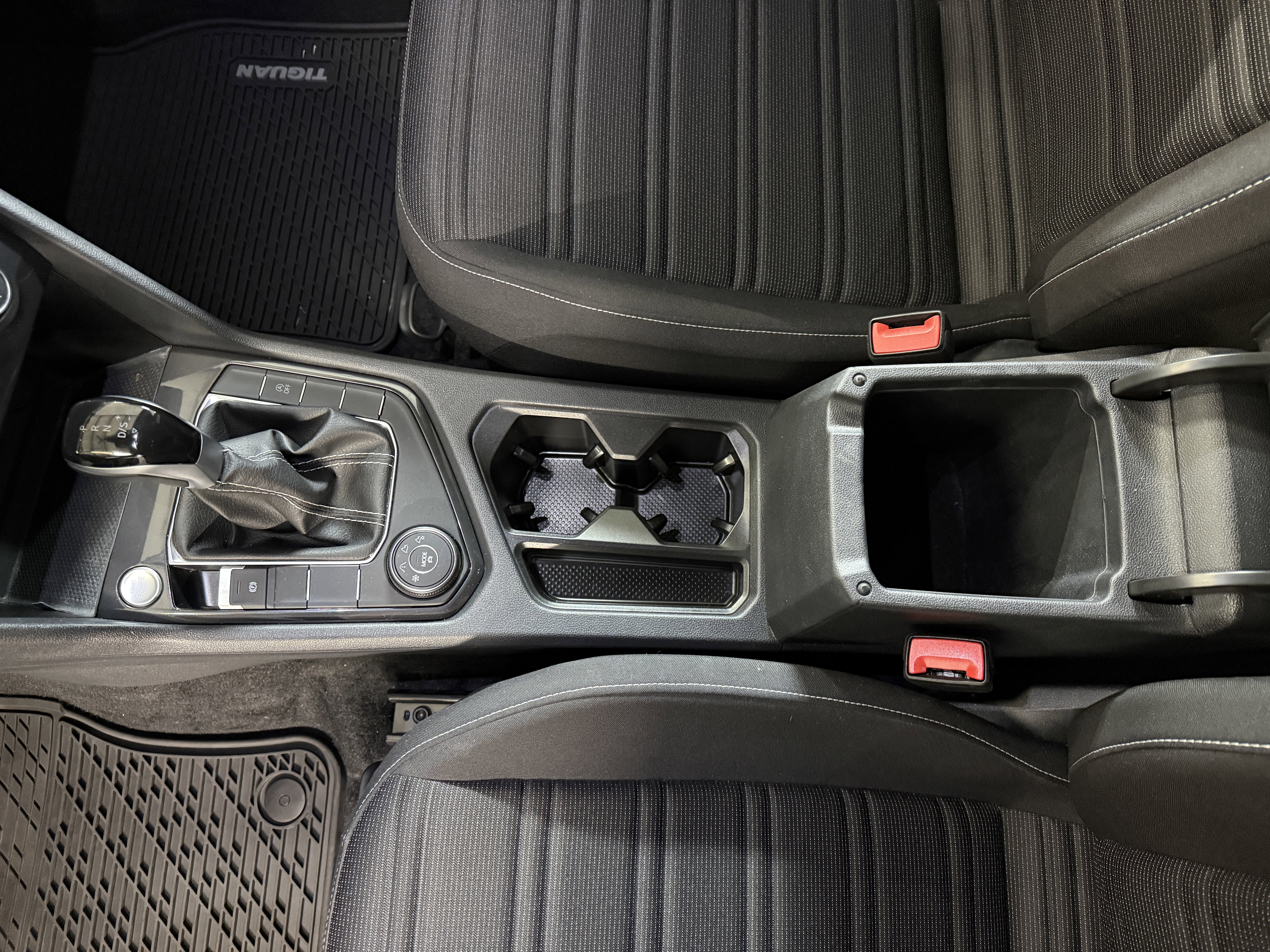 Certified Used 2024 Pure White Volkswagen S image 18