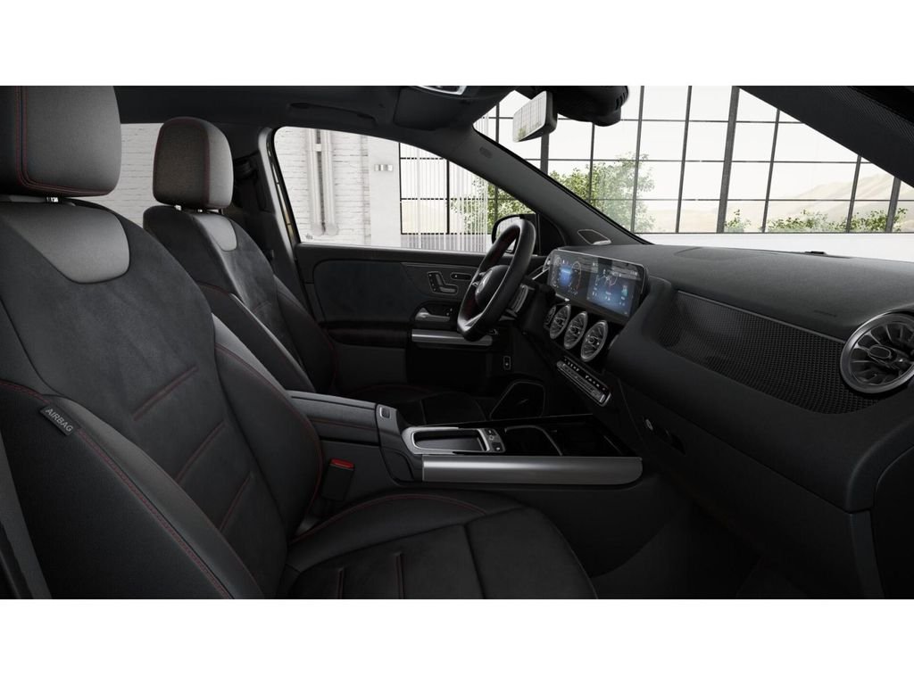 New 2026 Black Mercedes-Benz GLA 250 image 4